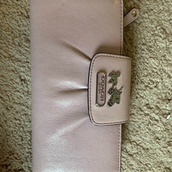Coach Wallet - Picture 1 of 5